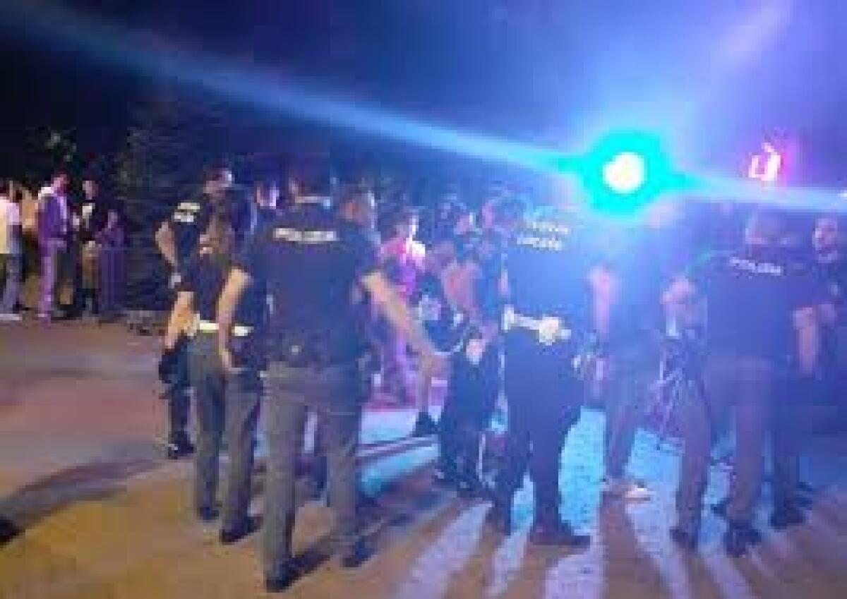 Controlli della Polizia in una discoteca a Piazza Armerina - 