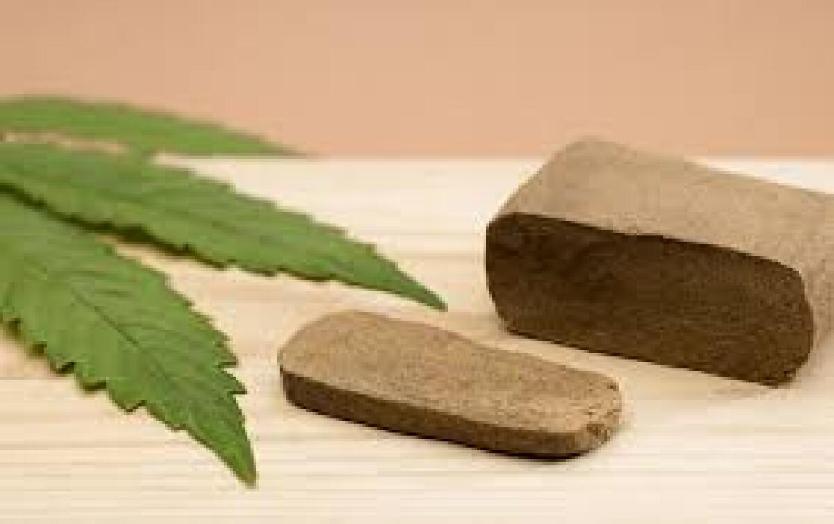 A19 svincolo Gerbini: Polizia sequestra 4 panetti hashish - 