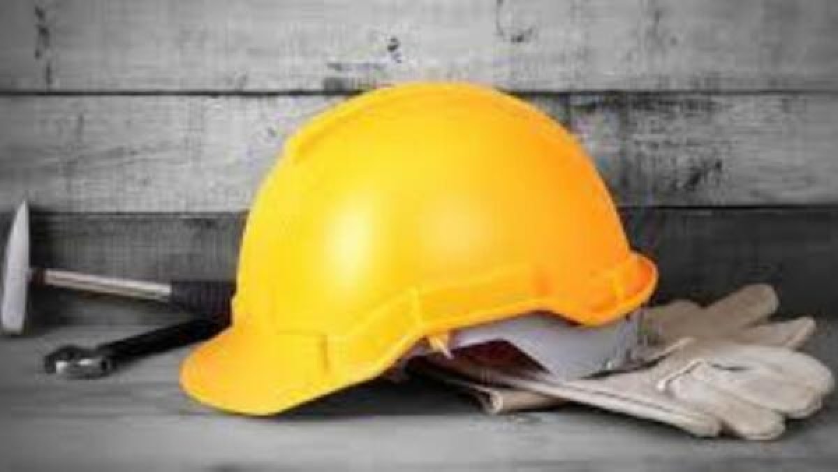 Due indagati per la morte dell'operaio morto a Enna, il figlio fa chiarezza: «Si è staccata una parte della gru» - 