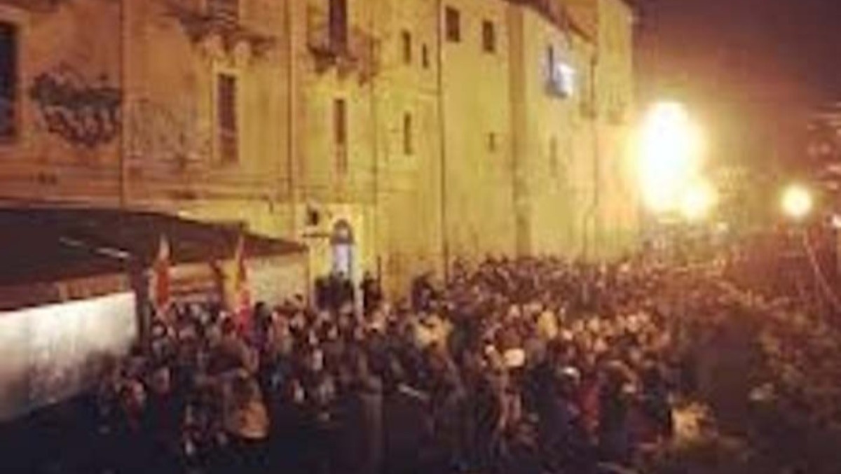 Ad Enna colpo di grazia: mancato rilascio delle licenze musicali - 