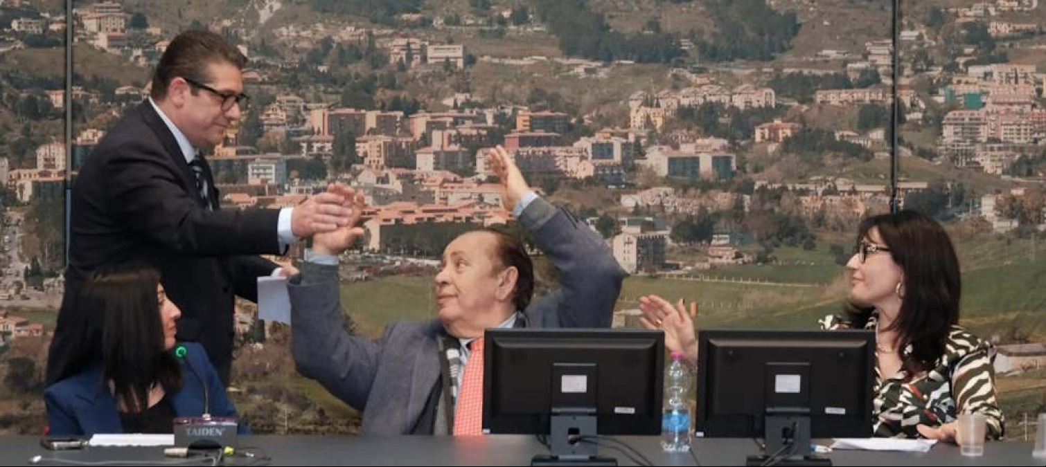 Bollette acqua. Enna: meno propaganda, più fatti, Regione smetta farci pagare di più - 