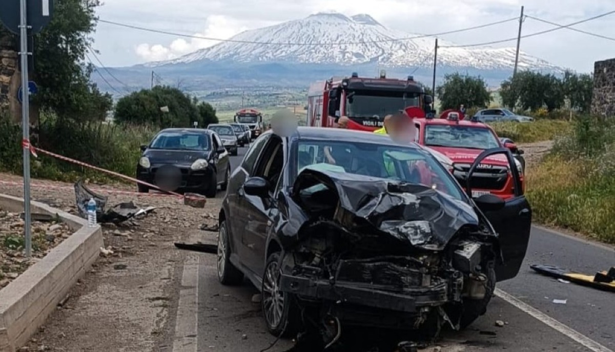 Centuripe: incidente sulla SS 121, un ferito grave - 