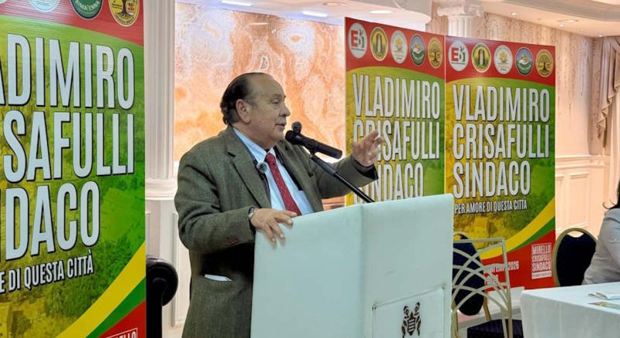Enna, la sfida del rinnovamento: Crisafulli presenta cinque liste e 120 candidati per cambiare la città - 