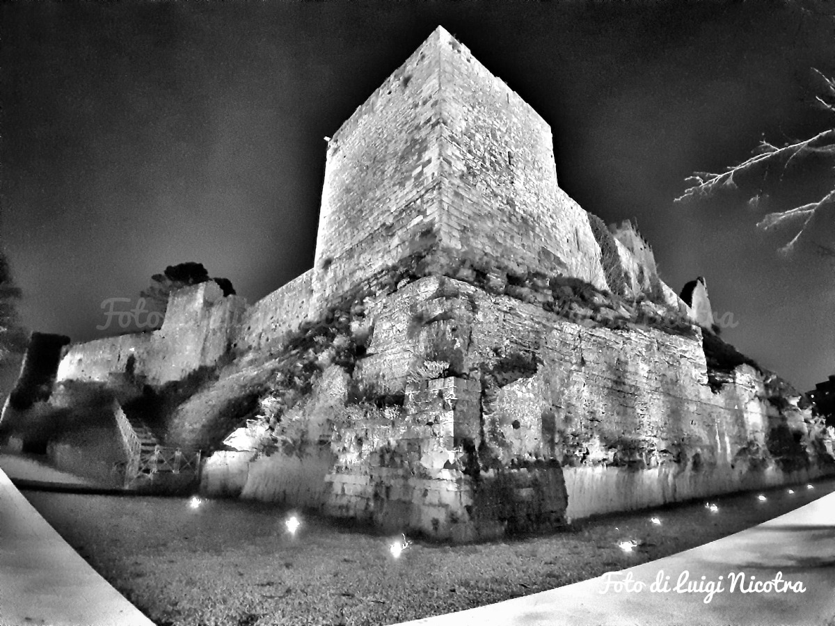 Il castello di Lombardia, edificio simbolo della città di Enna - 