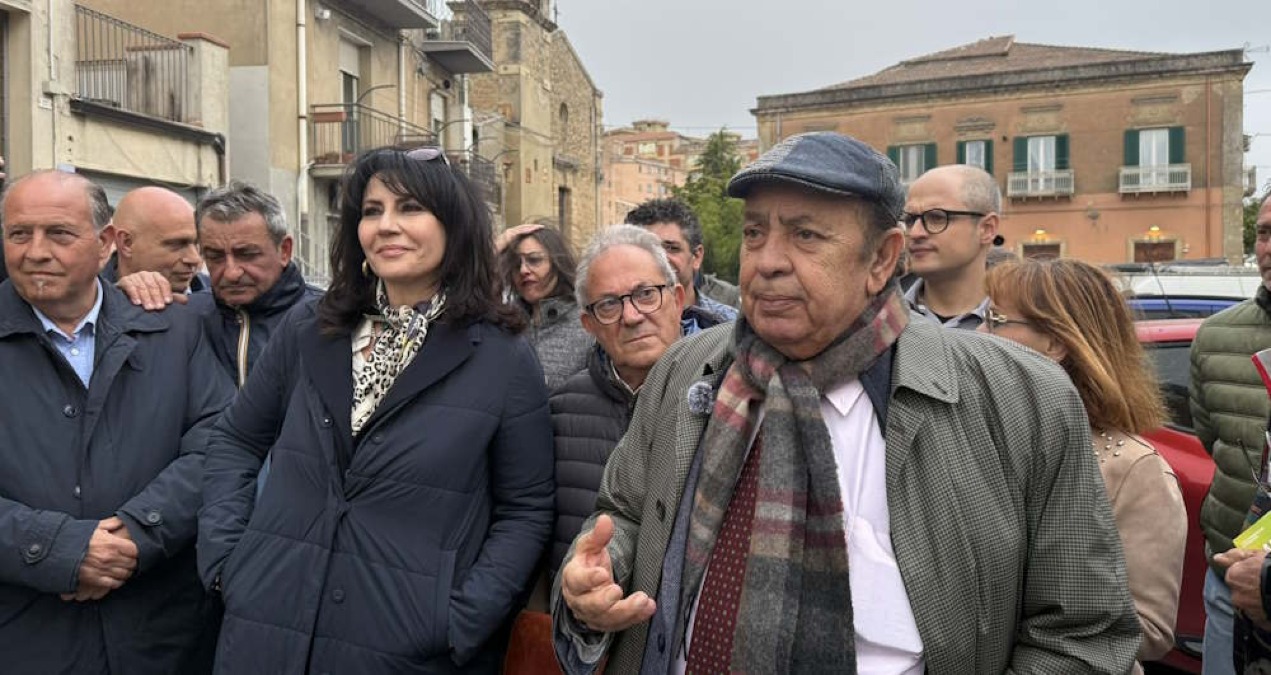 Candiato Sindaco Crisafulli chiude campagna elettorale con una festa venerdì 22 maggio in viale IV  Novembre - 