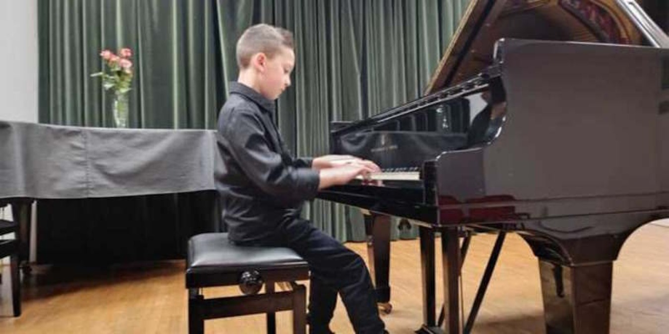 Luigi Pastro di Pergusa: a 10 anni vince il concorso internazionale per piano in Francia - 
