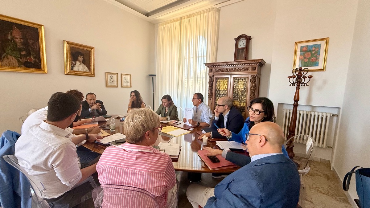 Enna, ha giurato il vice Sindaco Marino, fondi per festa patronale e famiglie - 