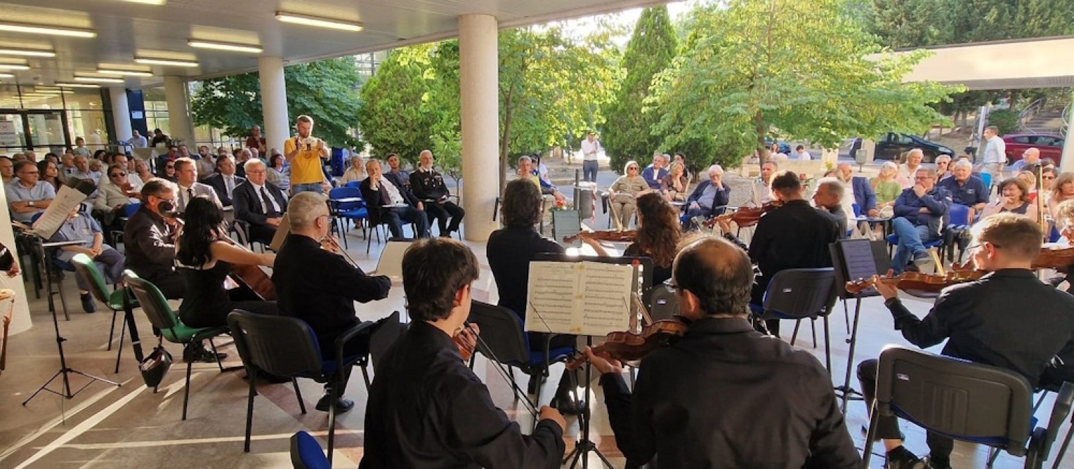 ASP Enna, l'umanizzazione delle cure passa dalla musica: al via "Note per stare meglio" - 