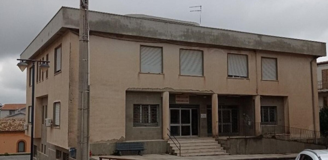 Aidone:  Regione interviene su pesante situazione depotenziamento poliambulatorio - 