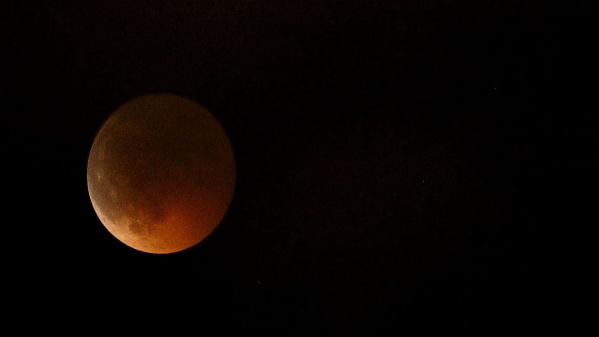 Dopo l'eclissi di Sole arriva quella di Luna, spettacolo all'alba del 28 agosto - 