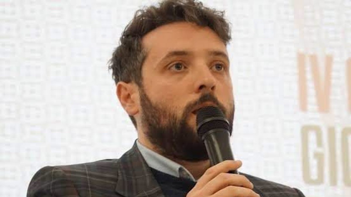 Pillole by Massimo Greco: riflessione per iscritti e militanti del partito democratico ennese - 