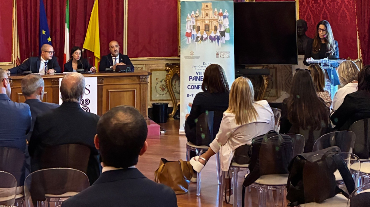 Presentato a Palermo all'ARS il VII Forum Paneuropeo: Enna al centro dell'Europa delle confraternite - 