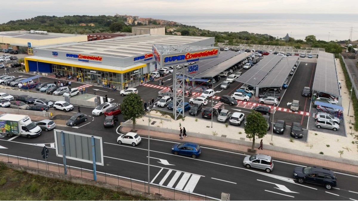 Il Gruppo Arena inaugura il nuovo SuperConveniente ad Aci Catena - 