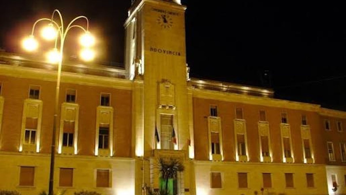 In Sicilia soldi a Presidenti e Consiglieri ex Province, è polemica - 