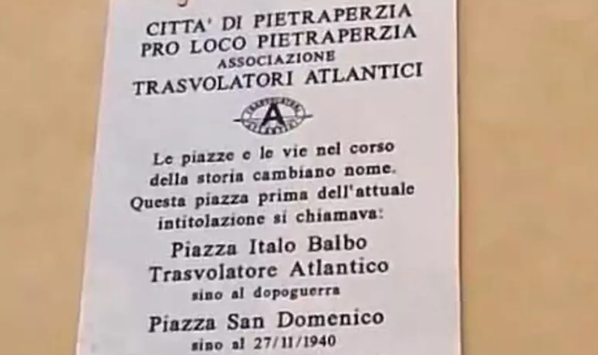 Pietraperzia, i cittadini insorgono per la lapide intitolata a Italo Balbo - 